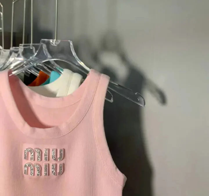 EMBELLISHED LOGO RIBBED CROP TANK