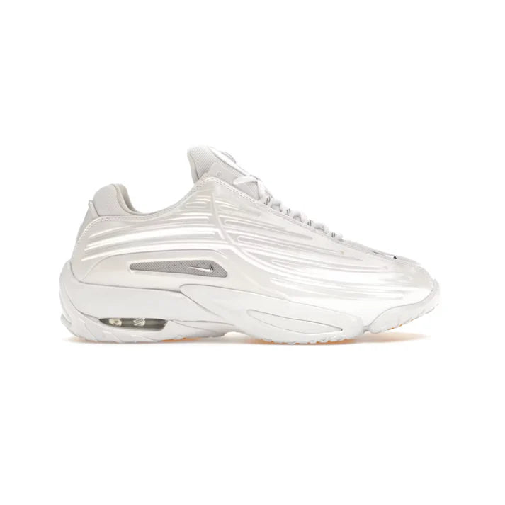 SHOES WITH EXTREME CUSHIONING