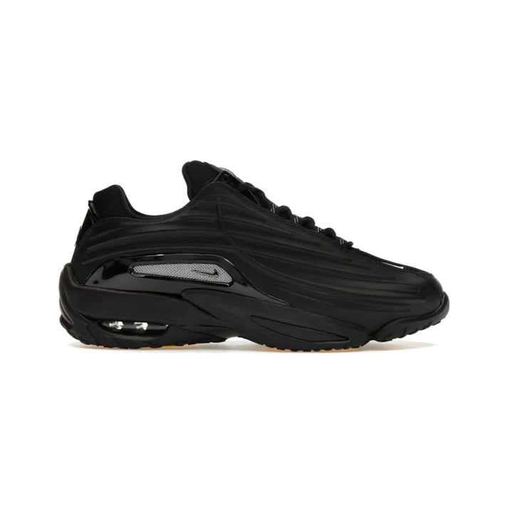 SHOES WITH EXTREME CUSHIONING
