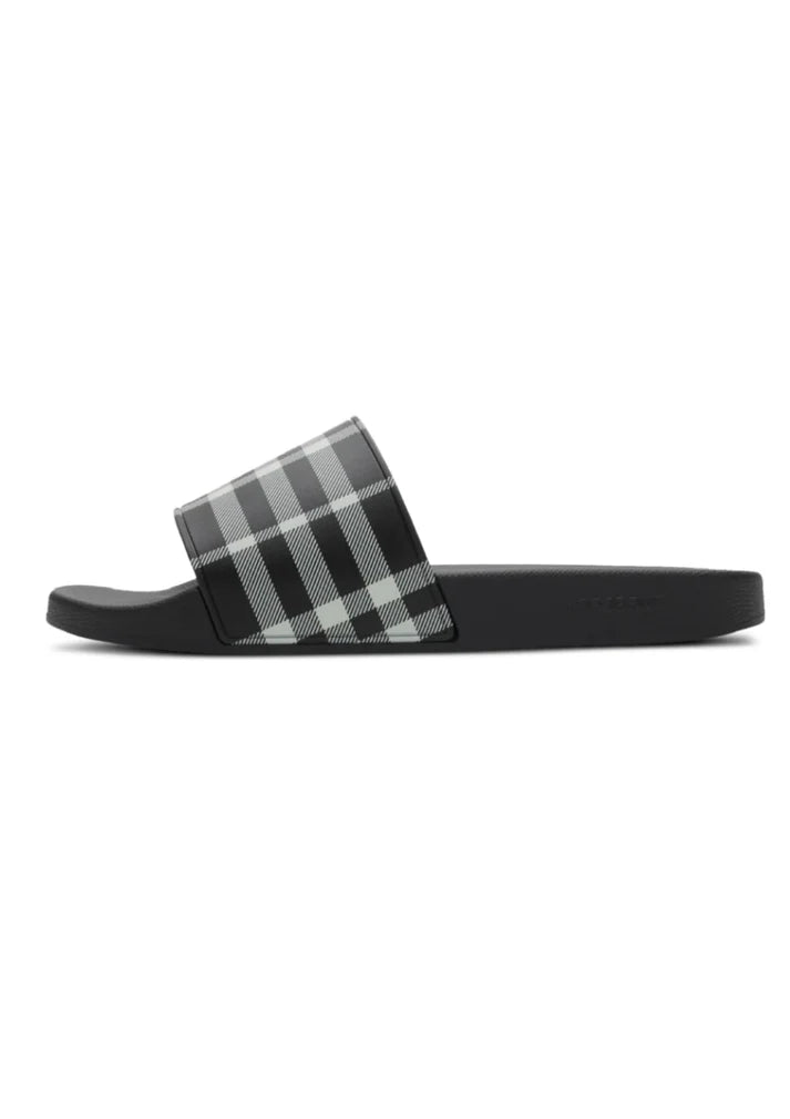 CLASSIC SANDALS