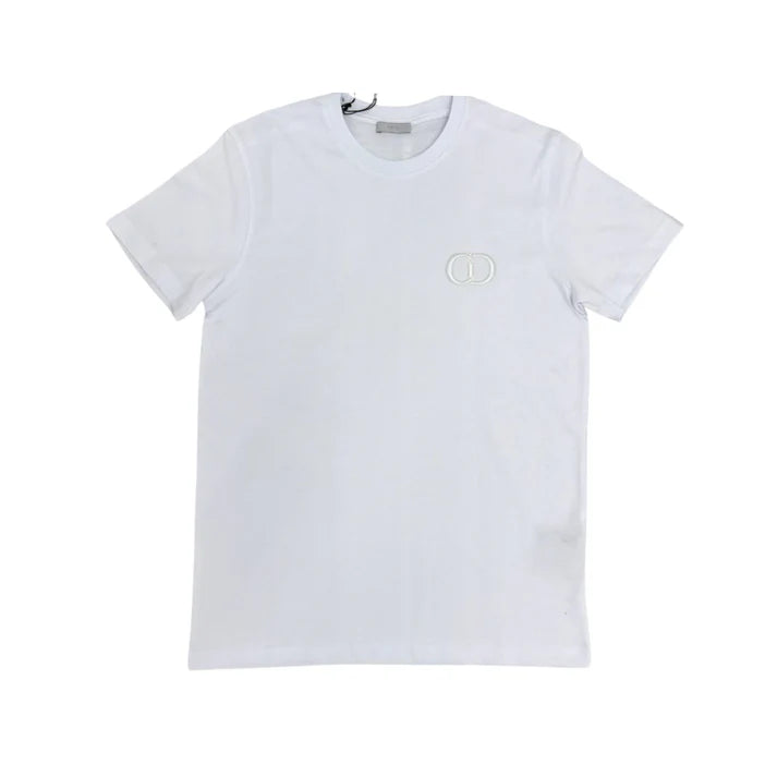 MINIMALIST EMBROIDERED T-SHIRT