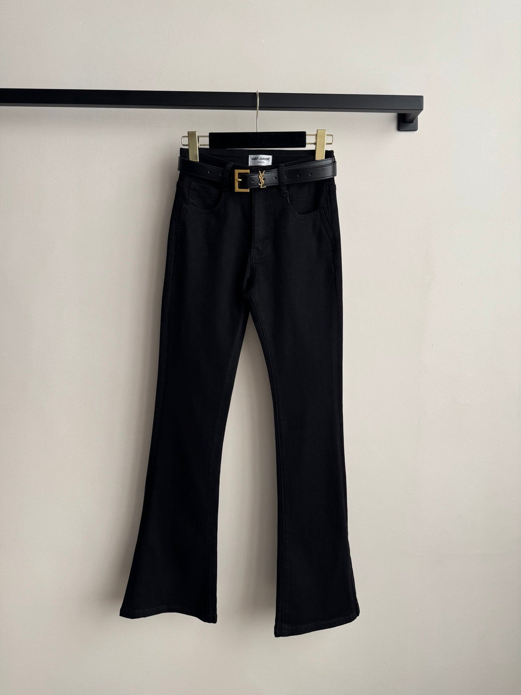 HIGH-WAIST FLARE KNIT PANTS