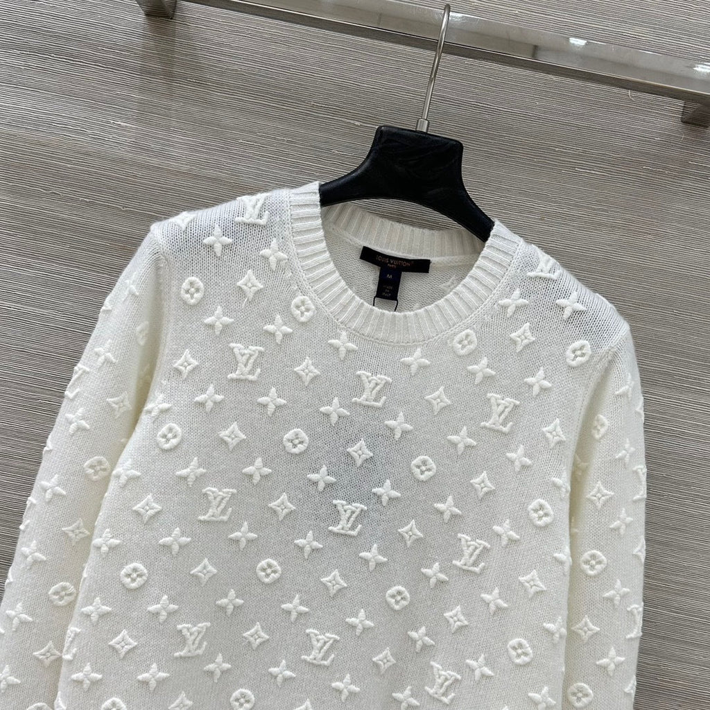 EMBOSSED KNIT SWEATER