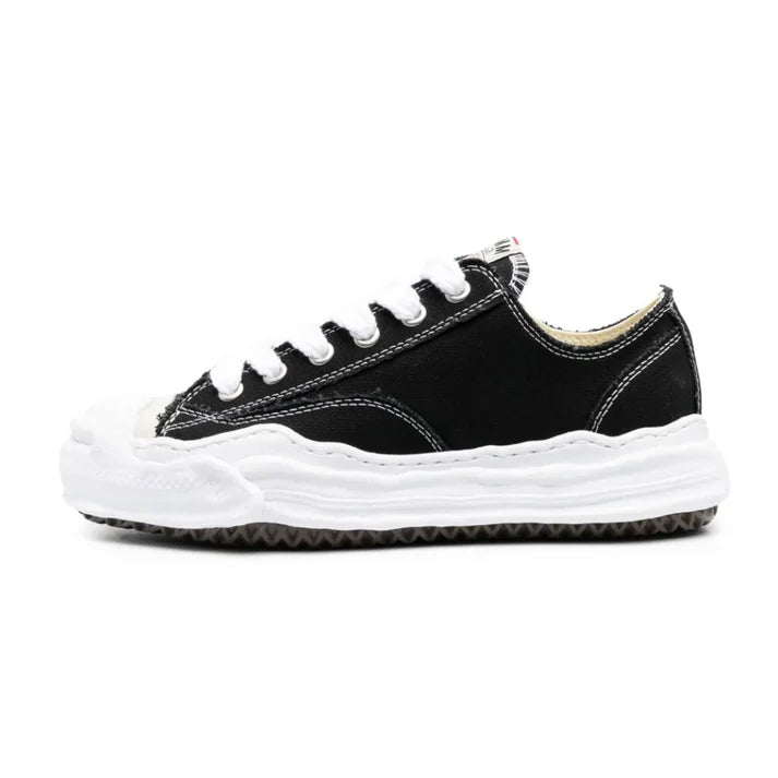 DISTRESSED CANVAS SNEAKERS