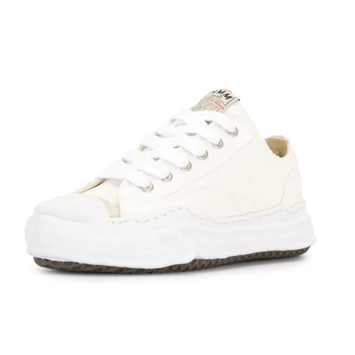DISTRESSED CANVAS SNEAKERS