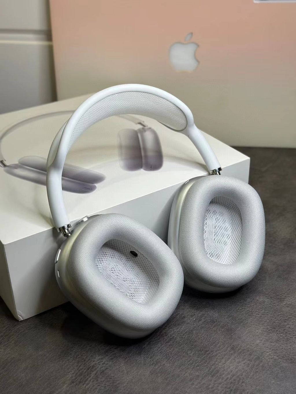 WIRELESS OVER-EAR NOISE CANCELLING HEADPHONES