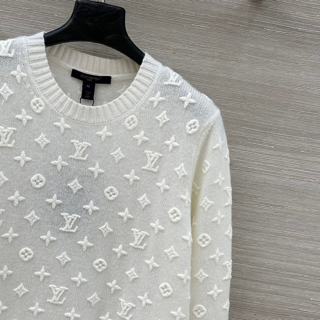 EMBOSSED KNIT SWEATER