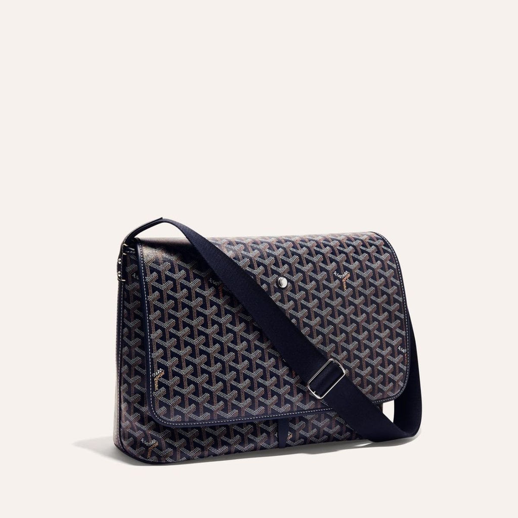CLASSIC MESSENGER BAG